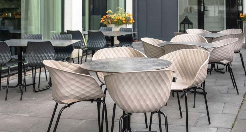 Uni-ka 594 – scaun profesional HoReCa, disponibil în culori variate