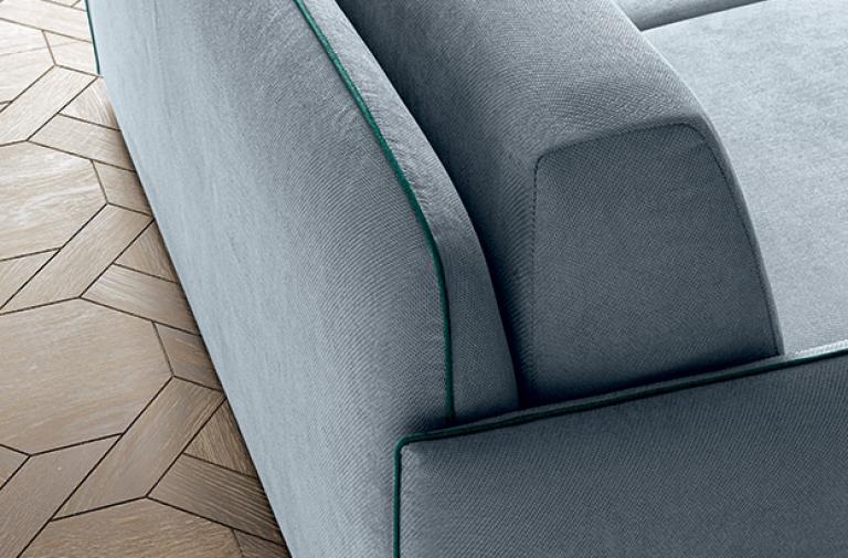 Canapea extensibilă Amadeus – linii curbe elegante