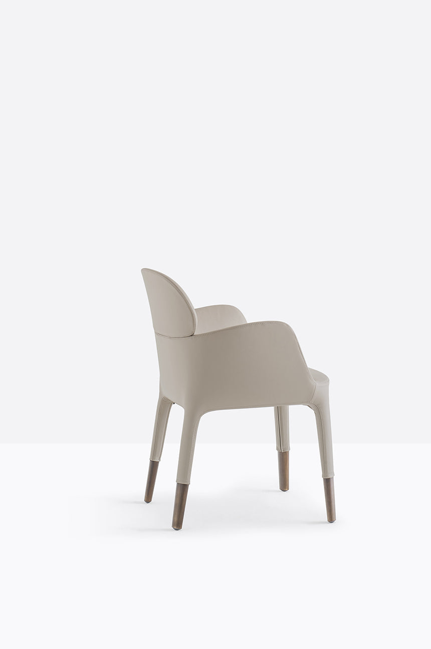 Pedrali Ester 690 – scaun profesional HoReCa, disponibil în culori variate