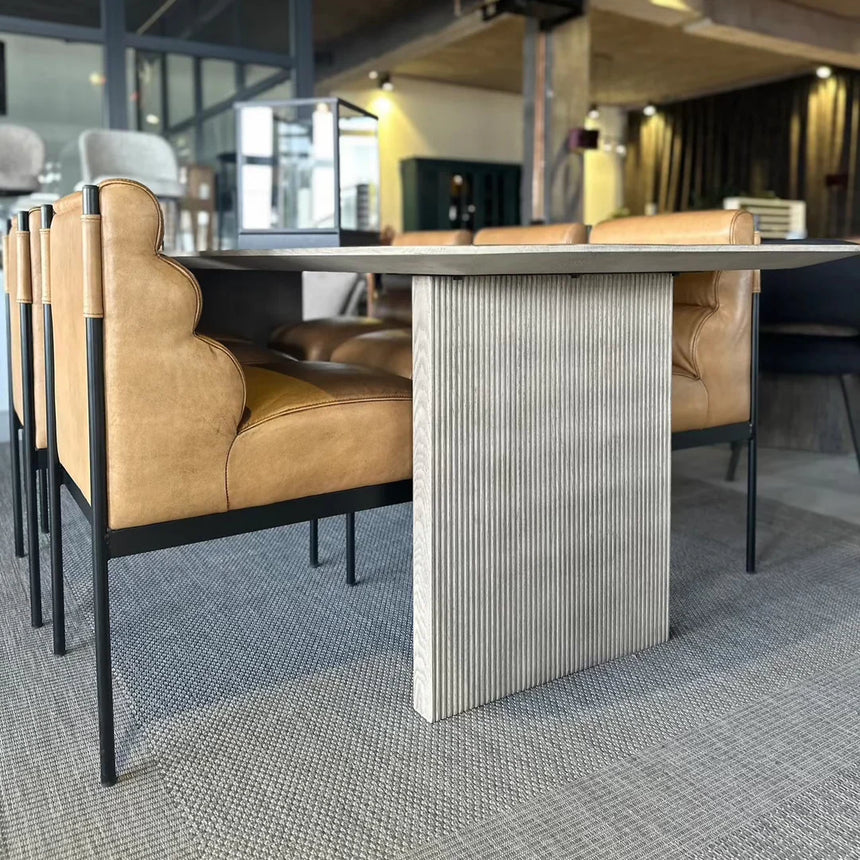 Scaun Luna, disponibil în culori la alegere