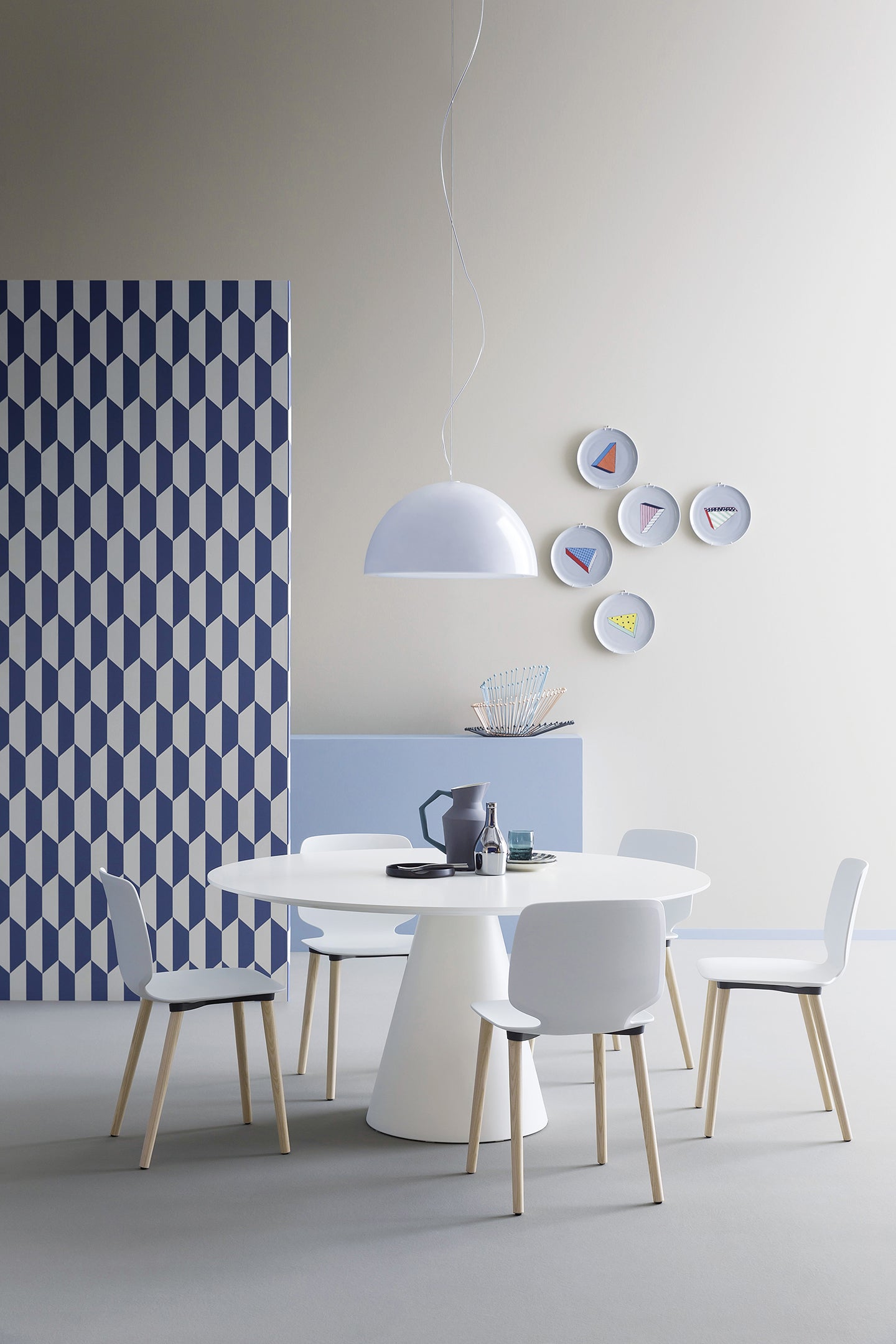 Pedrali Ikon 869 – picior de masă, în culori la alegere