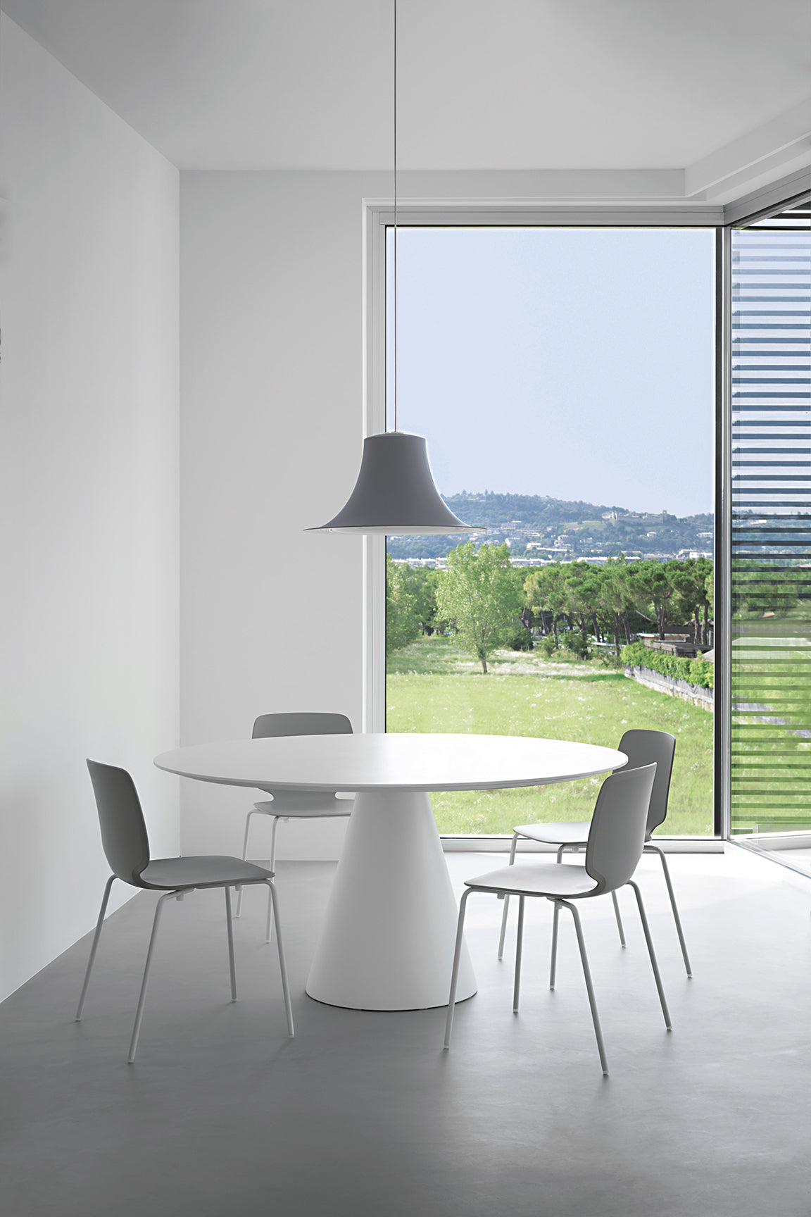 Pedrali Ikon 869 – picior de masă, în culori la alegere