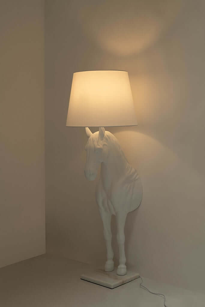 Lampă de podea GOAT Horse Stand S alb - fibră de sticlăMobCenter
