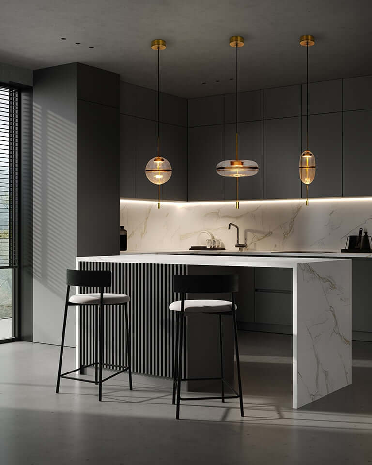 Lampă suspendată Chaplin 360 alamă - Led, sticlăMobCenter