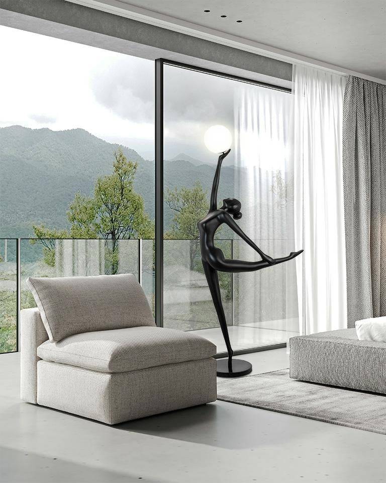 Lampadar Human BallerinaMobCenter