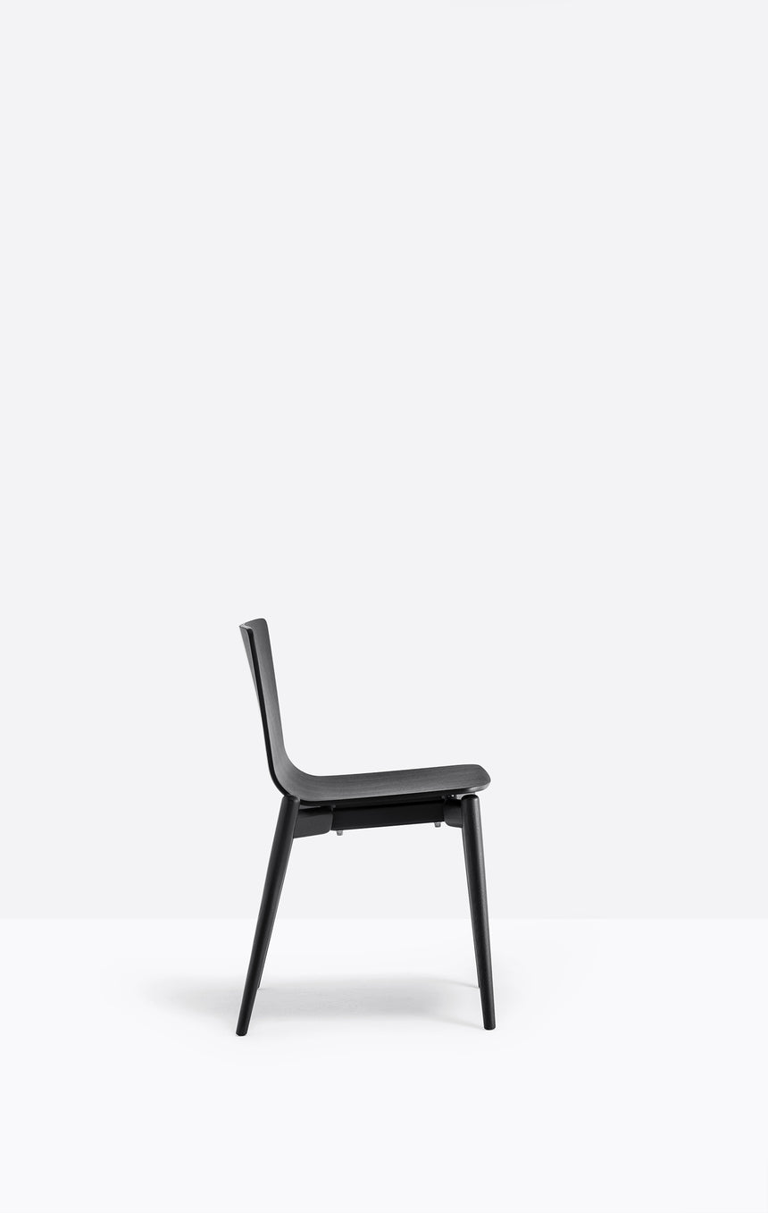 Pedrali Malmö 390 – scaun profesional HoReCa, disponibil în culori variate