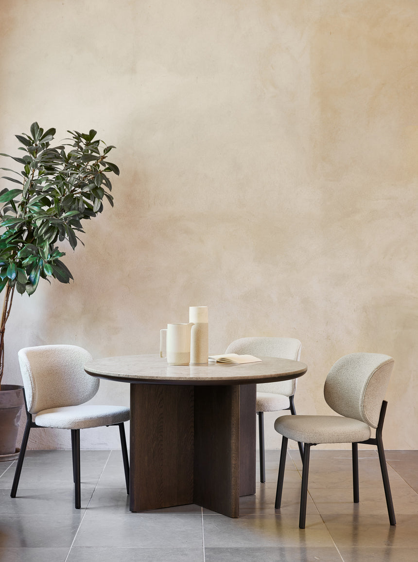 Scaun SWAN din bouclé alb unt – disponibil în mai multe culoriMobCenter