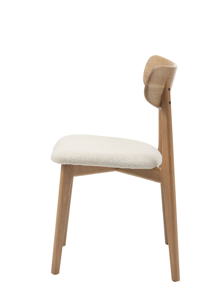 Scaun de dining ELIM, tapițerie bouclé alb unt, cu cadru din stejarMobCenter