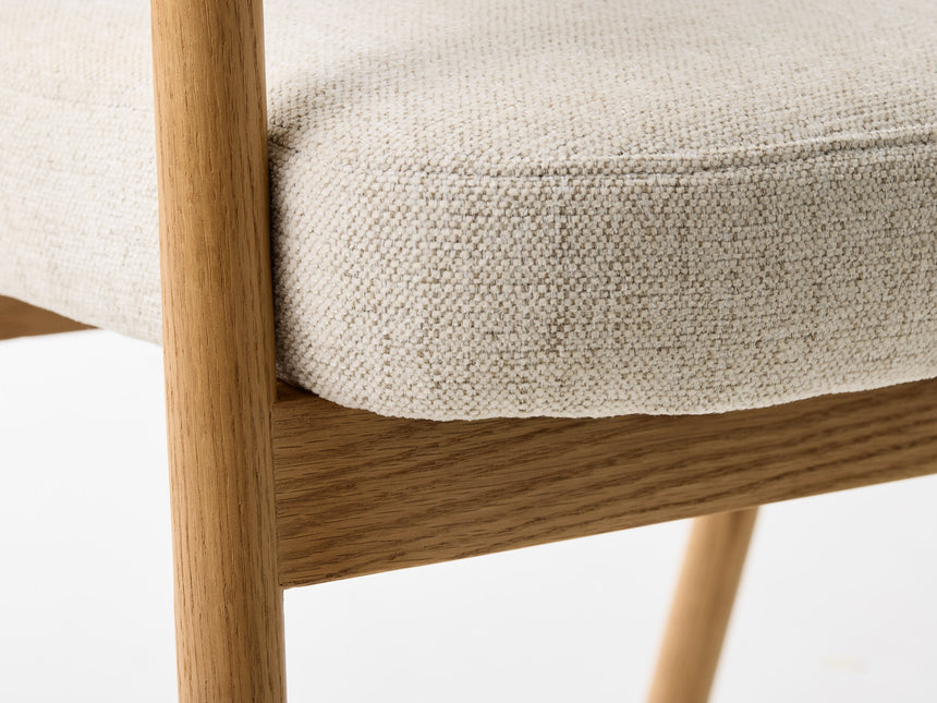 Scaun de dining ELK din lemn de stejar, culoare nisipMobCenter