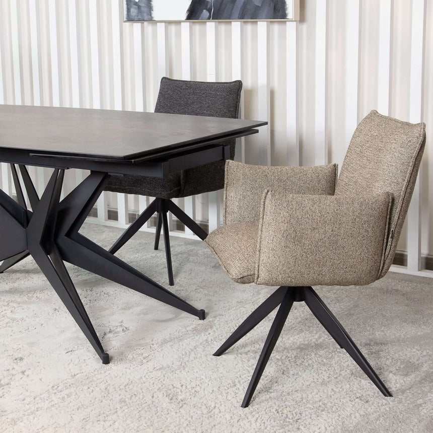 Scaun de dining Nella, în culoare maroMobCenter