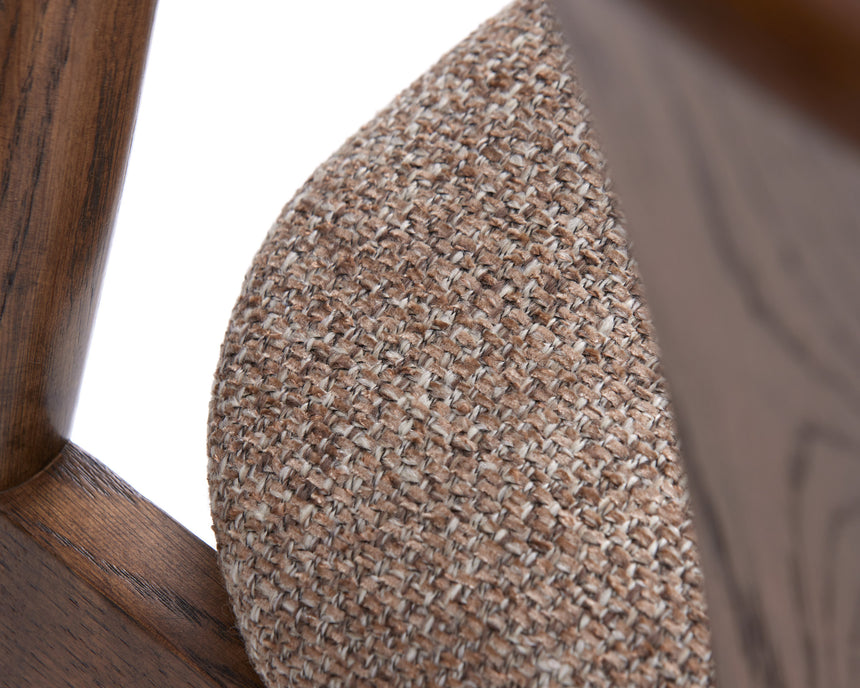 Scaun de dining RELATE, cu cadru din stejar smoked și tapițerie latteMobCenter