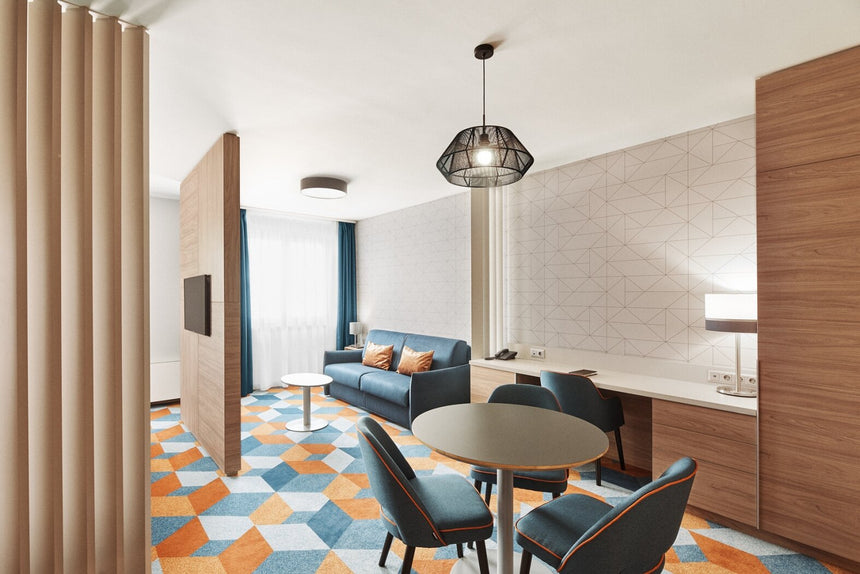 Scaun de dining Sun II – cu tapițerie la alegereMobCenter