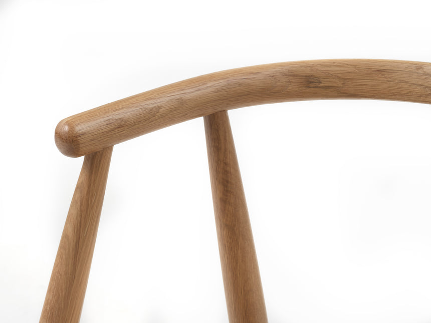 Scaun de dining cu brațe RELATE, cu cadru din stejar naturMobCenter