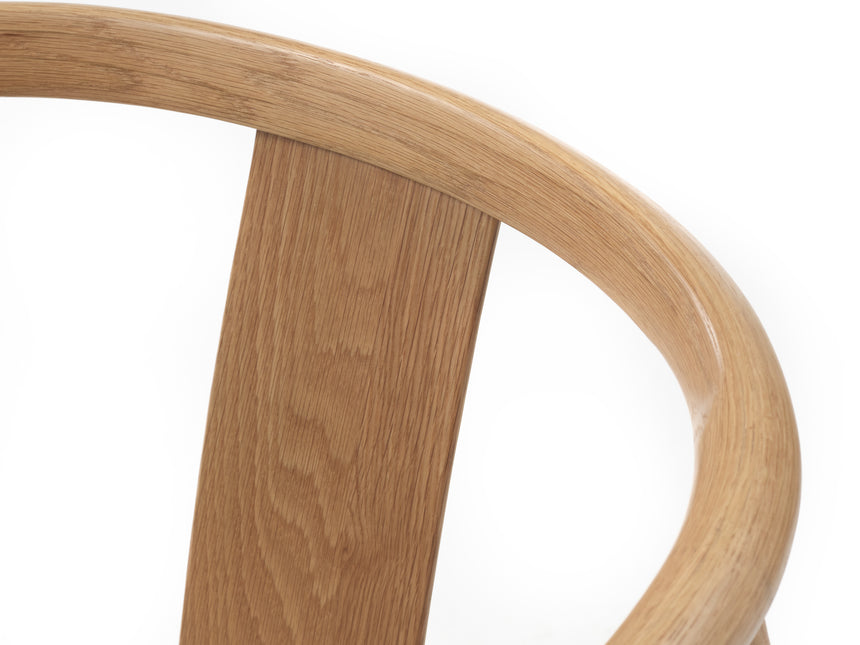 Scaun de dining cu brațe RELATE, cu cadru din stejar naturMobCenter