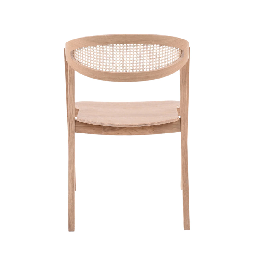 Scaun de restaurant Guru C – disponibil în culori la alegereMobCenter