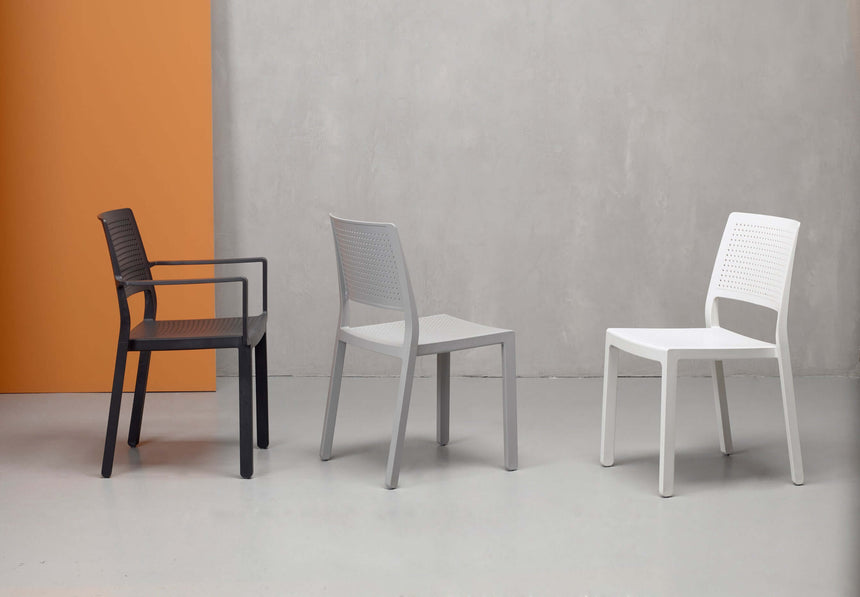 Scaun exterior Emi I. – culori variatMobCenter