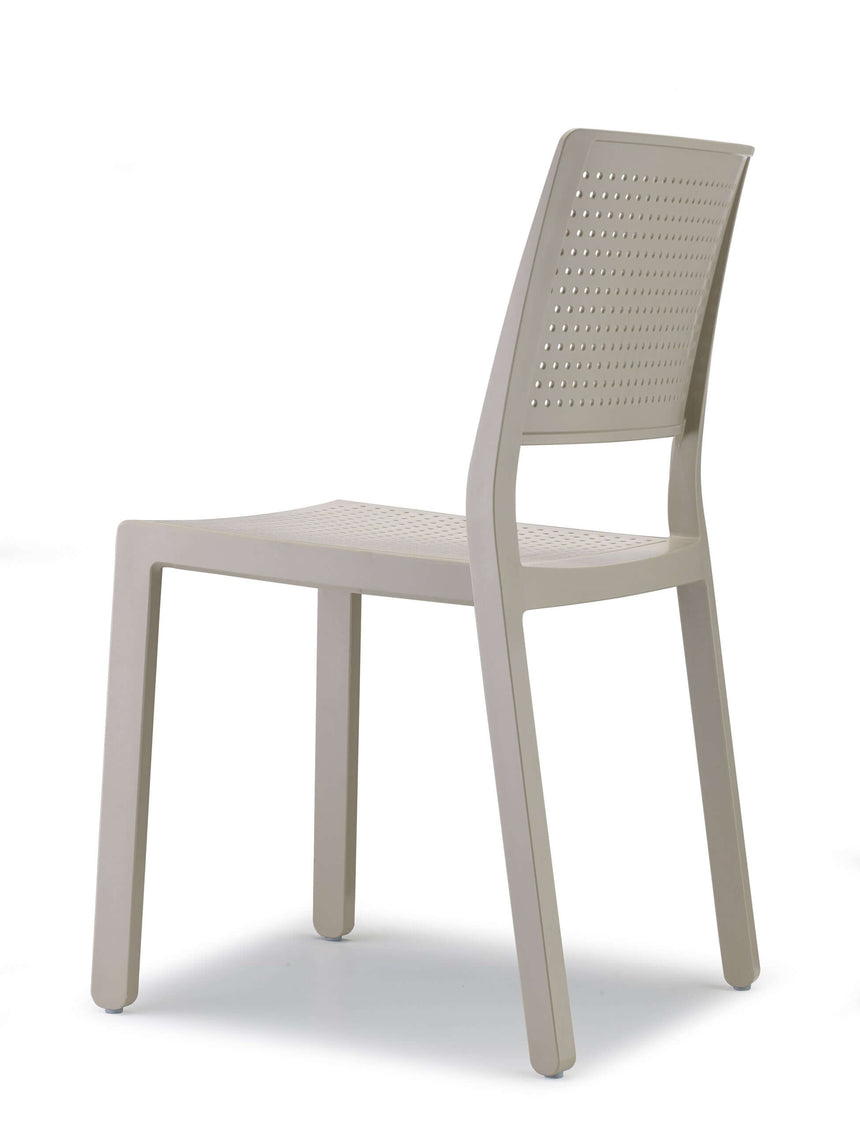 Scaun exterior Emi I. – culori variatMobCenter