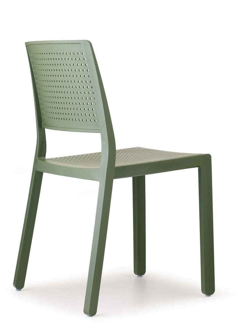 Scaun exterior Emi I. – culori variatMobCenter