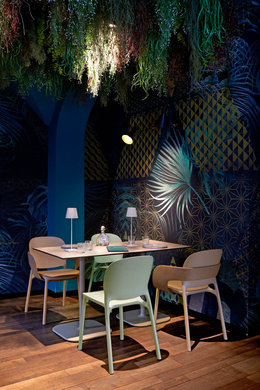 Scaun exterior Hug I. – culori variateMobCenter