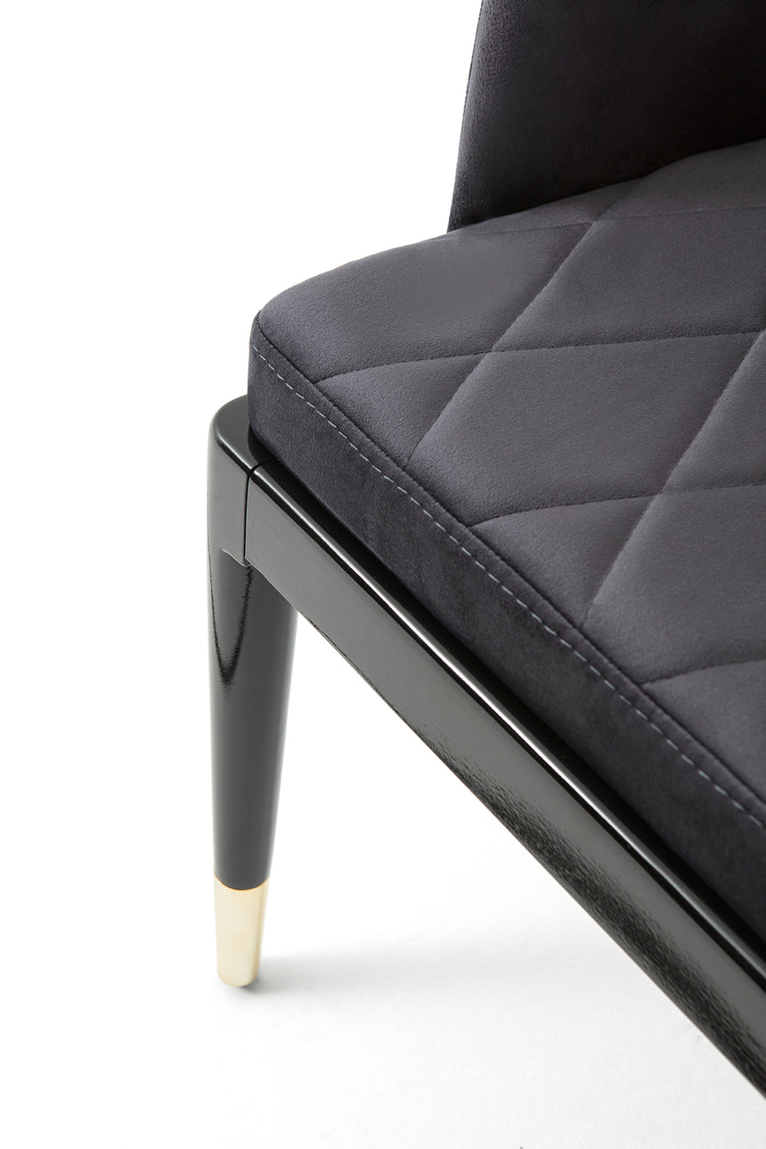 Scaun profesional HoReCa Charla Premium – disponibil în culori variateMobCenter