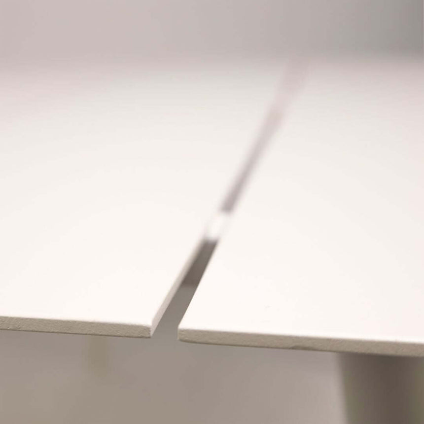 Set lounge de exterior Jonah pentru 4 persoane – alb și naturMobCenter