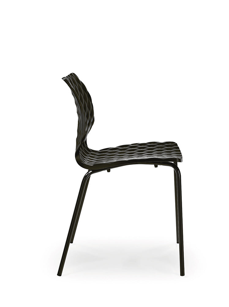 Uni 550 – scaun profesional HoReCa, disponibil în culori variate