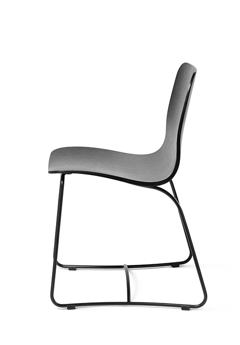 Scaun de restaurant Fameg Hips AM-1802 – bază sanie metal