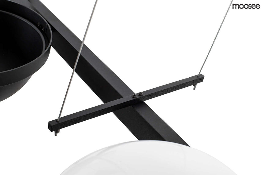 lampă suspendată Plant negruMobCenter