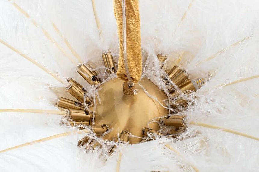 lampă suspendată Tiffany 135 alamă albă/pene naturaleMobCenter