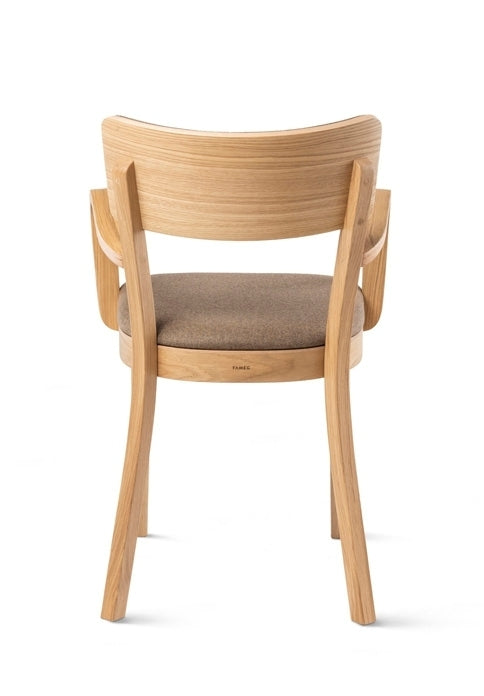 Scaun cu brațe Fameg Solid B-9449/1 tapițat complet