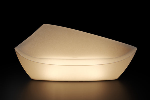Canapea de exterior Vela – asimetrică, luminoasă