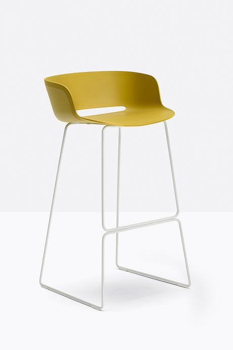 Pedrali Babila 2747 – scaun bar, confort profesional și design modern