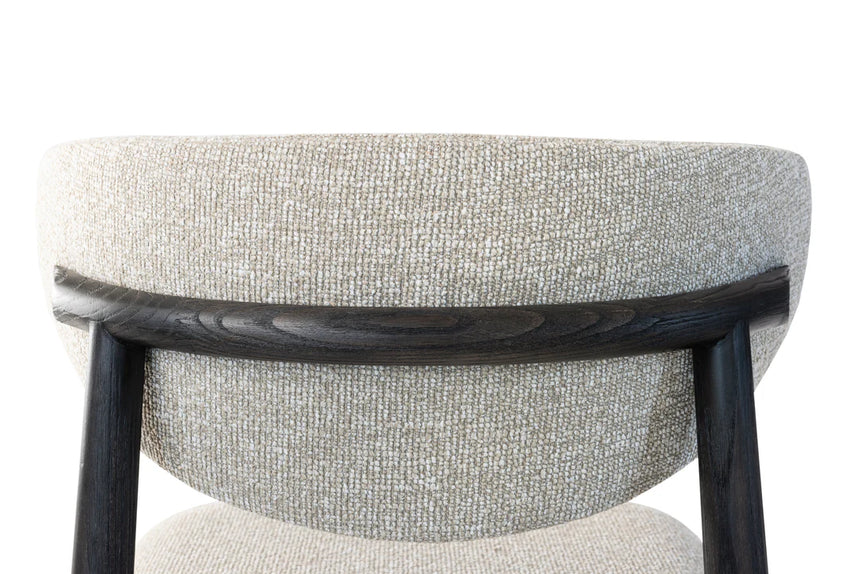 Scaun Nara, disponibil în culori la alegere