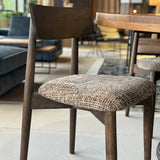 Scaun Tivi, disponibil în culori la alegere