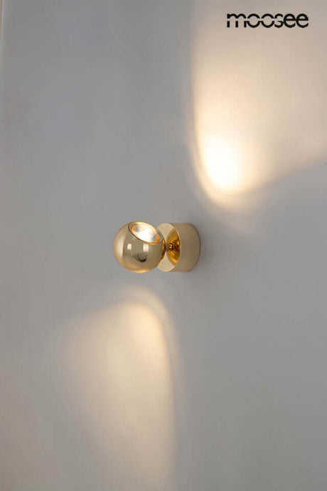 Lampă de perete Eos aurieMobCenter