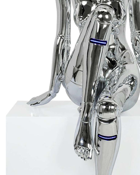 Lampă de podea / sculptură Cyber WomanMobCenter