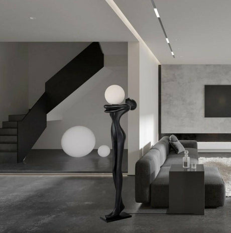 Lampadar Human MoonMobCenter