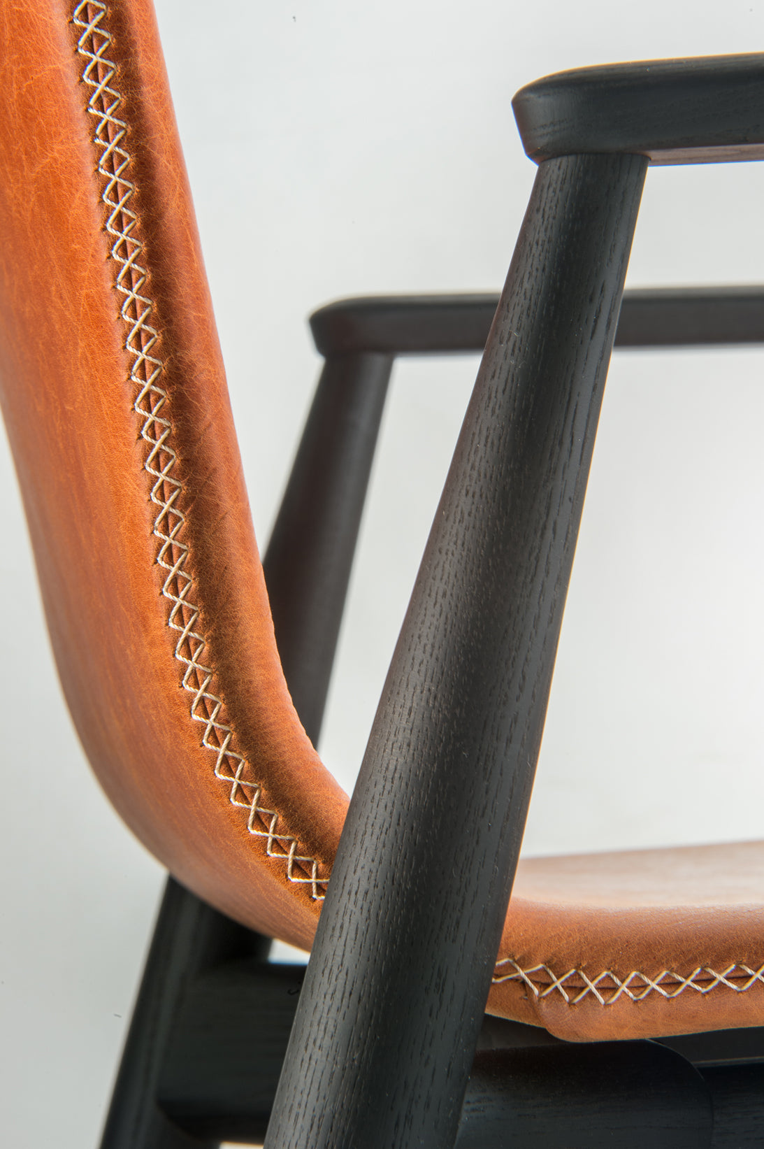 Pedrali Malmö 246 – scaun bar, confort profesional și design modern