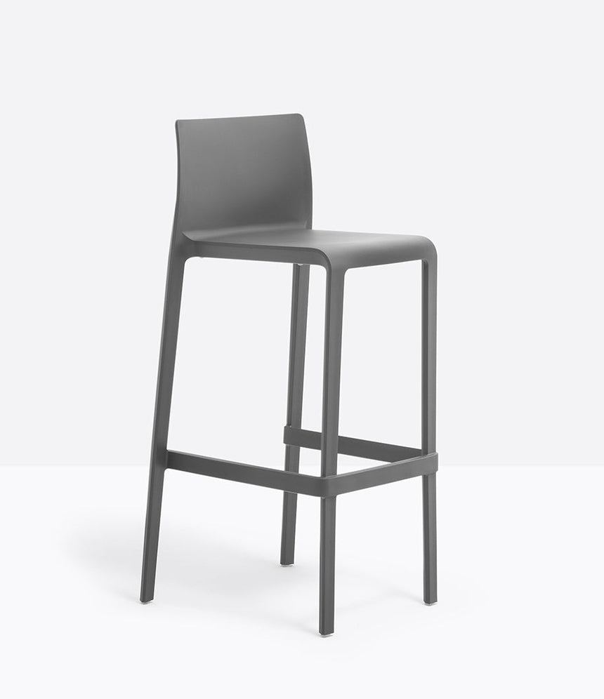 Pedrali Volt 677,678 – scaun bar, confort profesional și design modern