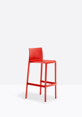 Pedrali Volt 677,678 – scaun bar, confort profesional și design modern