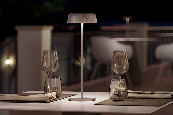 Lampă de masă Fade Metal – LED cu acumulator