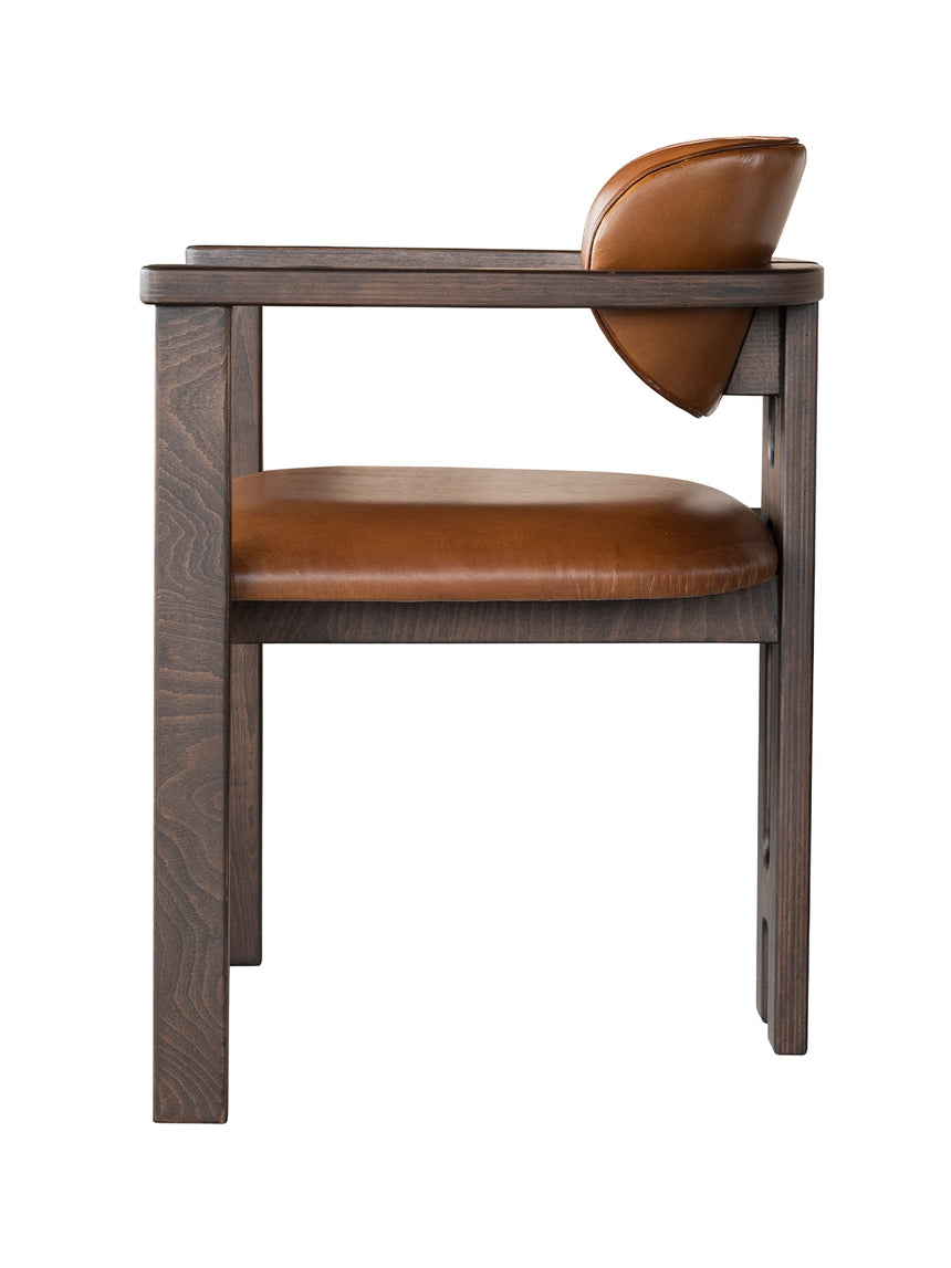 Scaun Freja, disponibil în culori la alegere