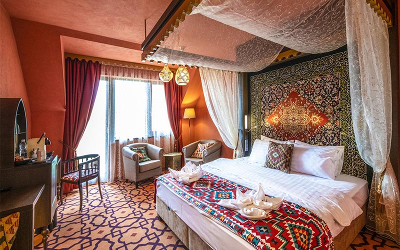 Mesés Shiraz Hotel