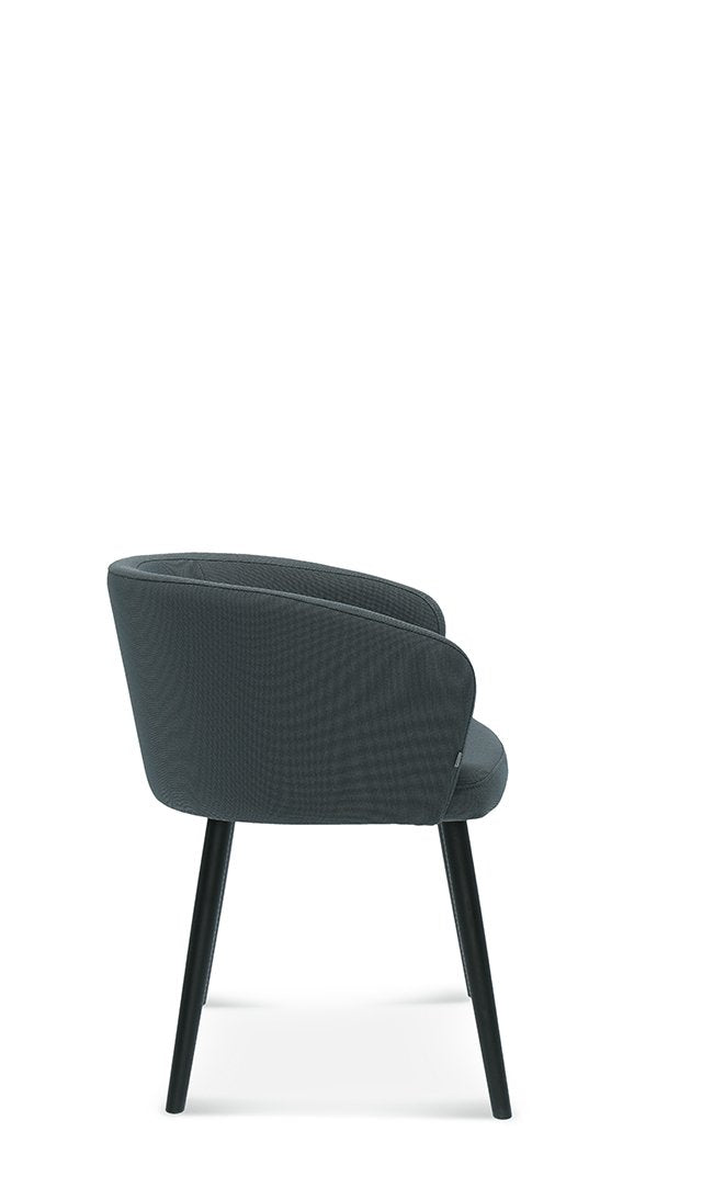 Scaun Fameg Skip B-1524 cu brațe tapisat confortabil