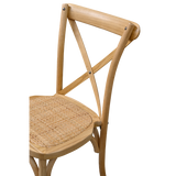 Scaun cross-back cu ratan natur, văzut din lateral