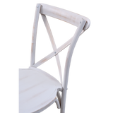 Scaun cross-back alb patinat, văzut din lateral